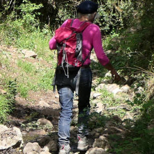 Sur le sentier de la randonnée de la caverne de Chimiachas, Aragon, Espagne | Cliquer pour agrandir
