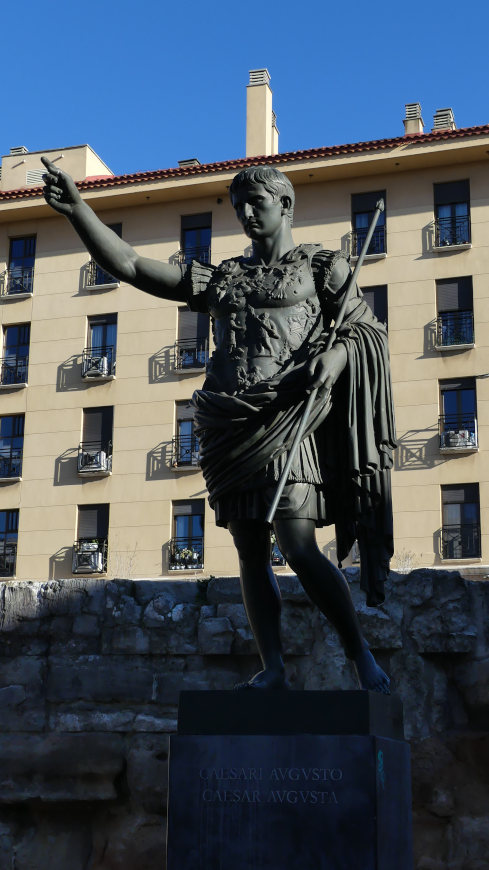Caesar Augusta | Click to enlarge Photo de Caesar Augusta | Click to enlarge