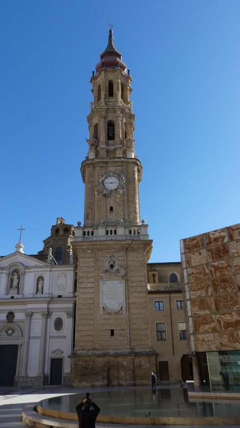 La Seo del Salvador. | Click to enlarge Photo of La Seo del Salvador. | Click to enlarge