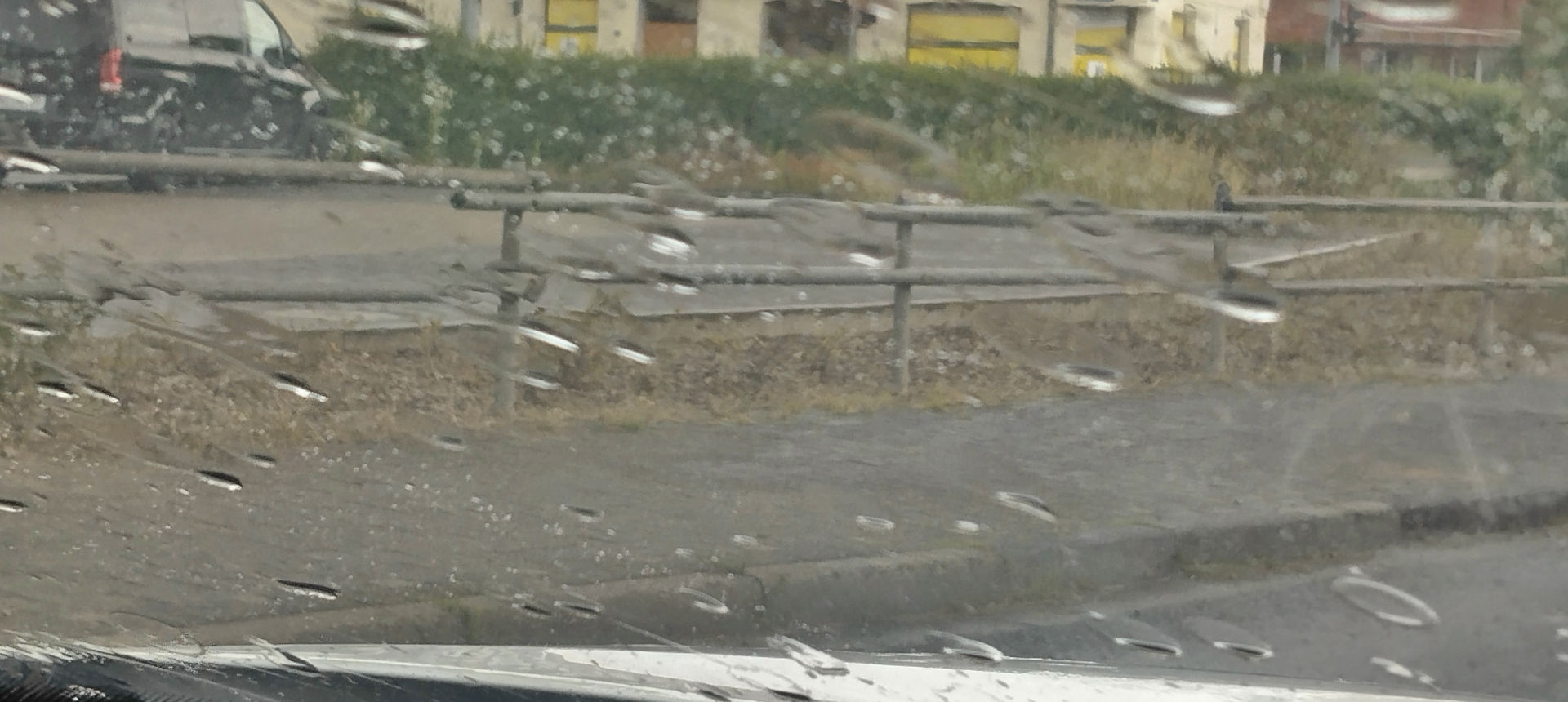 Allemagne, une traversée sous la pluie. | Cliquer pour agrandir Photo qui montre l'Allemagne, traversée sous la pluie. | Cliquer pour agrandir